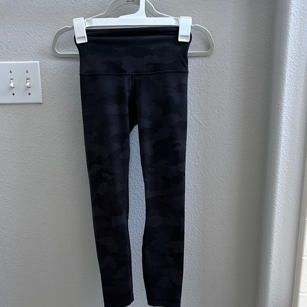 Lululemon Athletica Black Leggings for Versatile Comfort